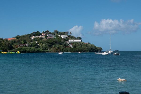 Strand von Anse Mitan auf Martinique